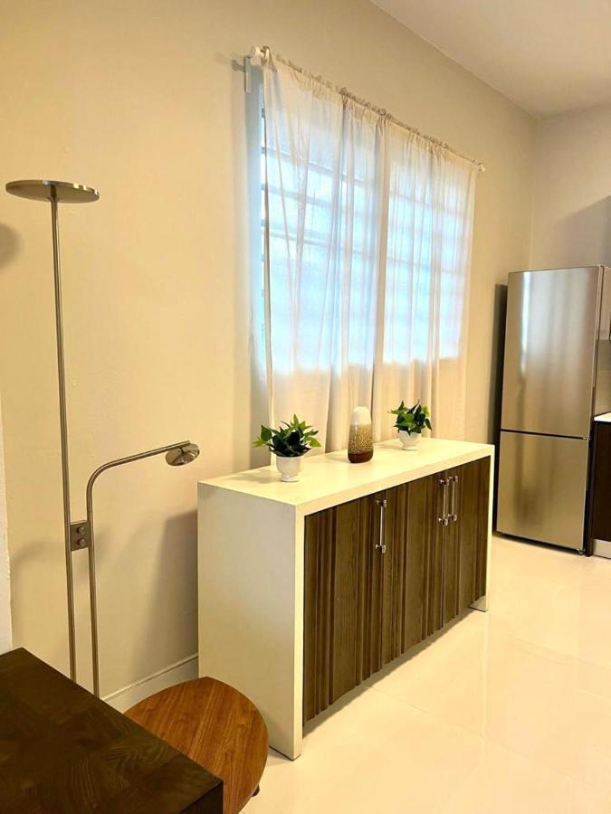 Luxurious Beachside 3-Br Apt San Juan Esterno foto