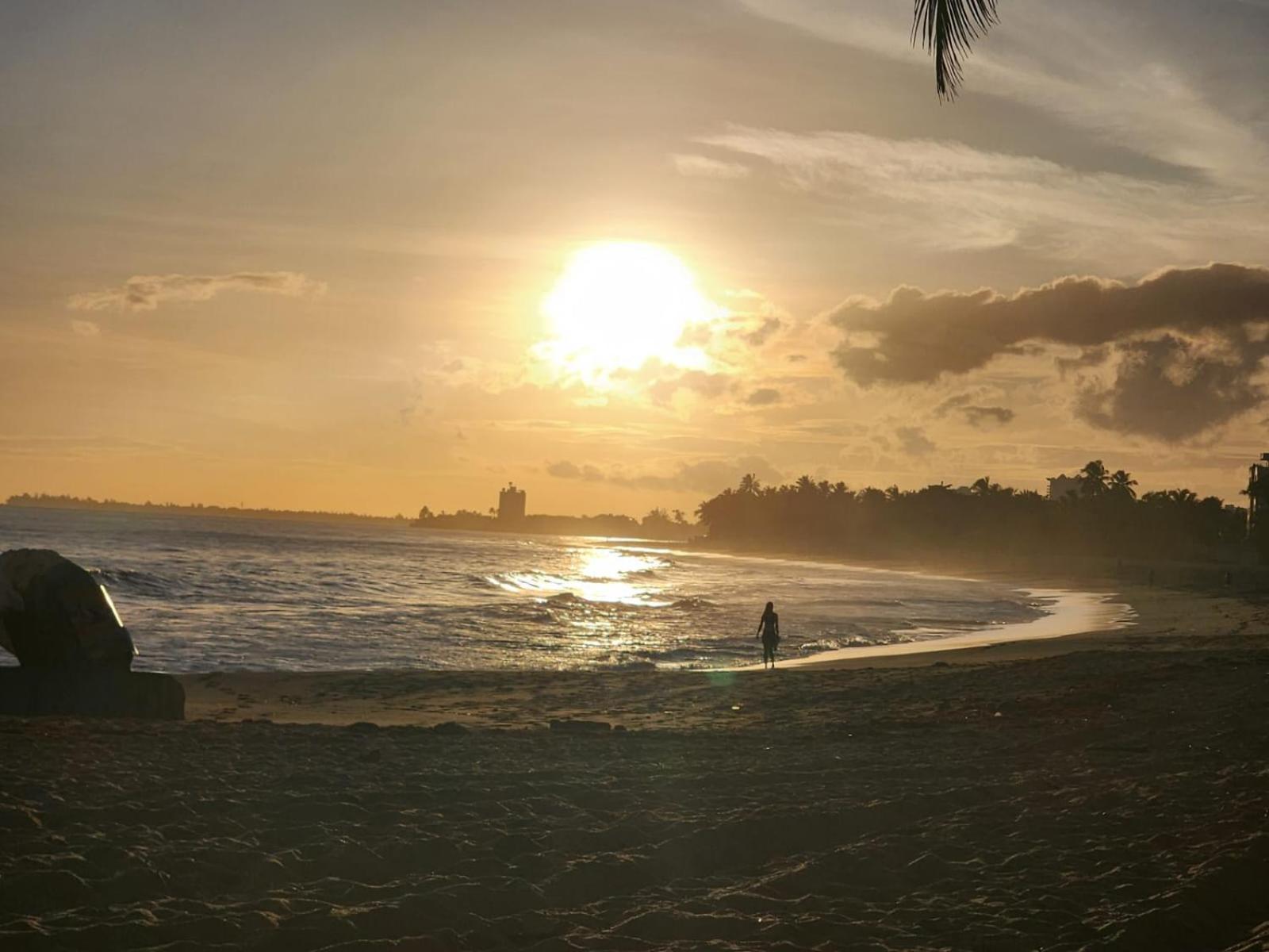 Luxurious Beachside 3-Br Apt San Juan Esterno foto